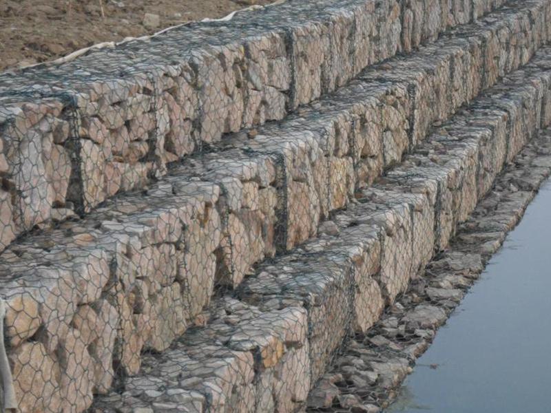 石籠網(wǎng)擋墻