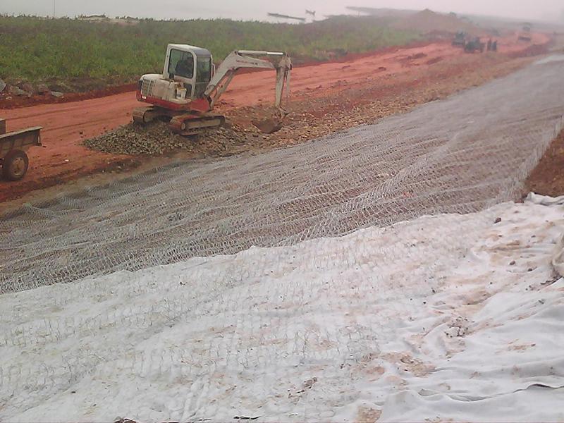 ���B�U�z�\