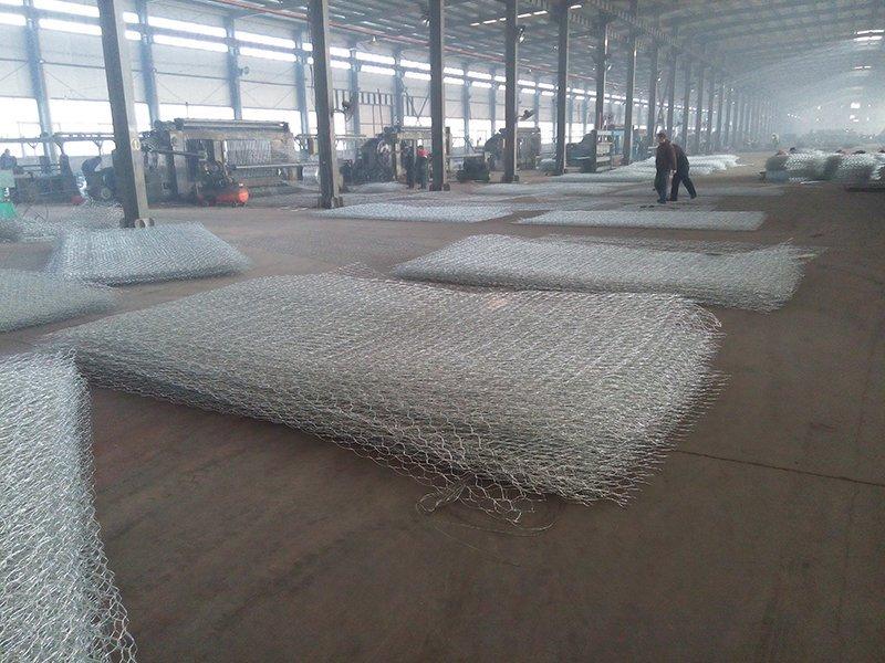 鋅鋁合金雷諾護墊